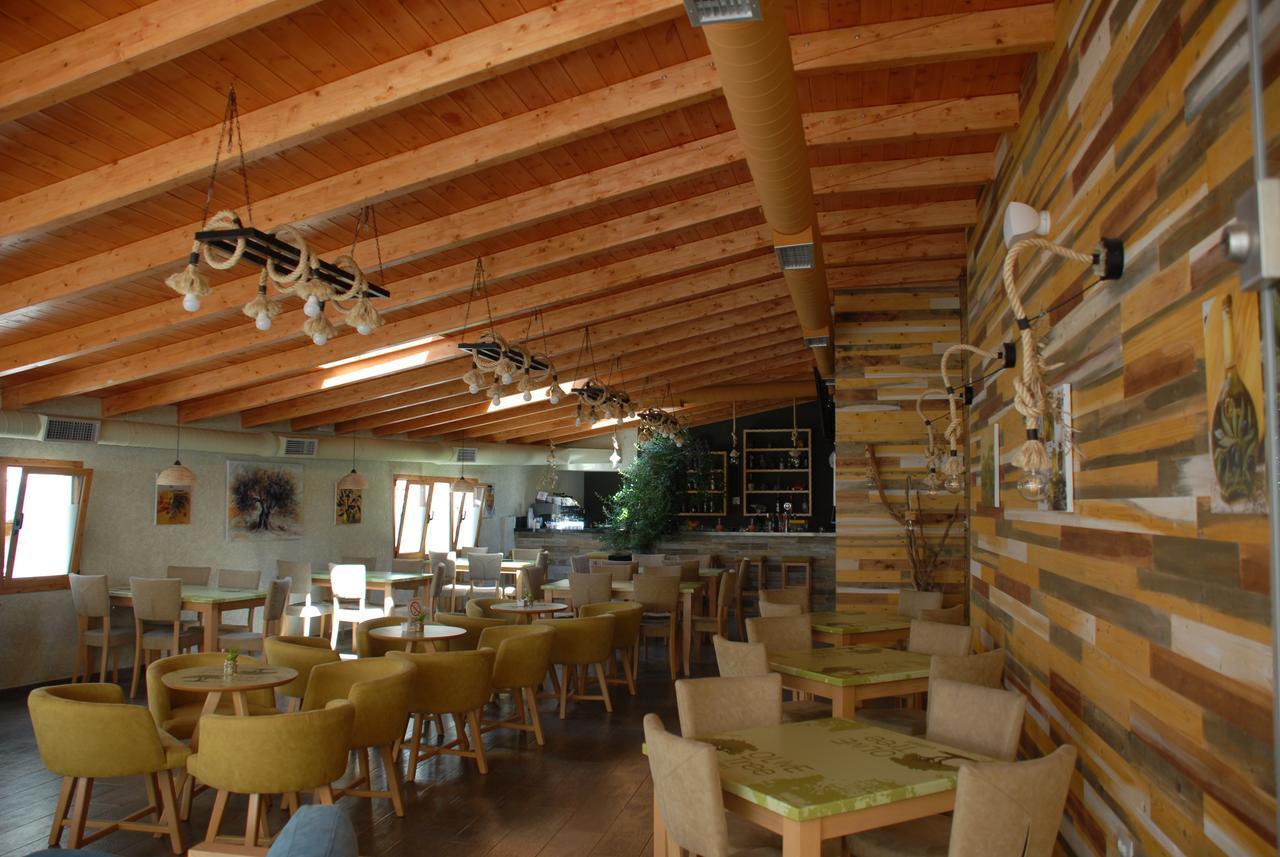 Olive Tree Hotel Sarandë Buitenkant foto