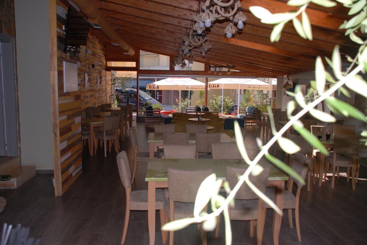 Olive Tree Hotel Sarandë Buitenkant foto